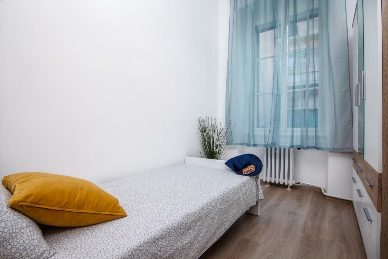 Apartment Kensi*** Pula Extérieur photo